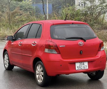 Toyota Yaris 2011 - Màu đỏ, nhập khẩu Thái, 320 triệu