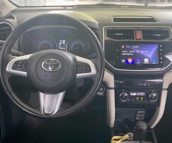 Toyota Rush 2020 - Màu trắng, xe nhập số tự động