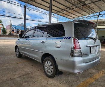 Toyota Innova 2009 - Màu bạc số sàn