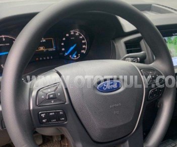 Ford Ranger 2018 - Phom mới, một cầu, số tự động