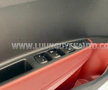 Hyundai Grand i10 2021 - Màu xanh, giá cạnh tranh