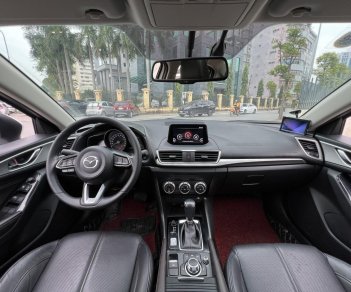 Mazda 3 2019 - Màu trắng, chính chủ