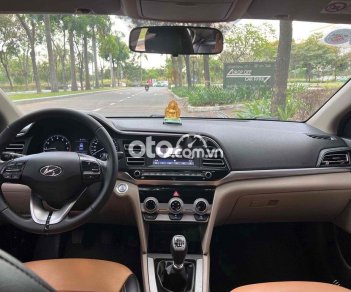 Hyundai Elantra  1.6 MT 2019 Xe cực đẹp zin chuẩn bao test 2019 - Elantra 1.6 MT 2019 Xe cực đẹp zin chuẩn bao test