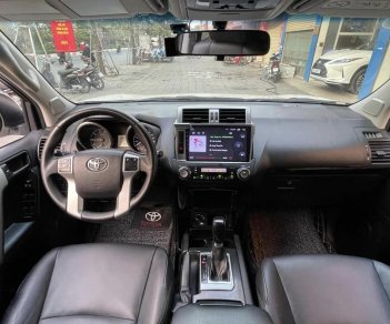 Toyota Land Cruiser Prado 2015 - Màu trắng, nhập khẩu