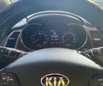 Kia Cerato 2018 - Bản full phi cơ hạng C