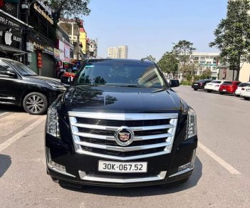 Cadillac Escalade 2015 - Màu đen, nội thất nâu