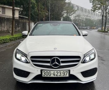 Mercedes-Benz C300 2017 - Đã đi 2,7v km