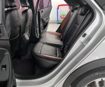 Hyundai VT260 2015 - Xe nhập khẩu, số tự động, full options cao cấp