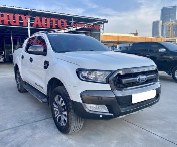 Ford Ranger 2017 - Xe màu trắng 