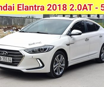 Hyundai Elantra 2018 - Xe màu trắng xe gia đình