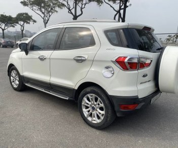 Ford EcoSport 2014 - Xe màu trắng