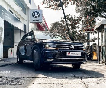 Volkswagen Tiguan 2022 - Giảm 100% LPTB, tặng BHVC, tặng 5 năm bảo dưỡng - 7 chỗ gầm cao cho gia đình