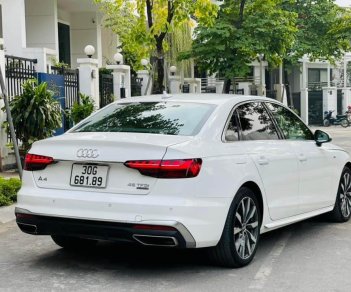 Audi A4 2020 - Xe màu trắng