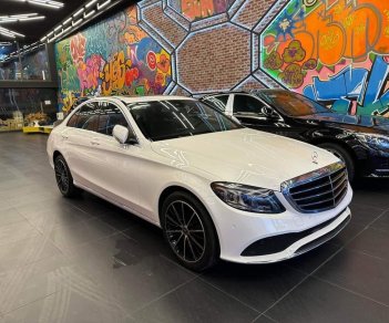 Mercedes-Benz C200 2018 - Tặng ngay gói chăm sóc và phủ Ceramic cao cấp