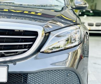 Mercedes-Benz C200 2021 - Màu xám siêu hiếm trên thị trường