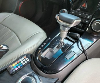Chevrolet Cruze 2010 - Màu trắng số tự động, 275tr