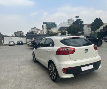 Kia Rio 2015 - Xe màu trắng, nhập khẩu nguyên chiếc, 389tr