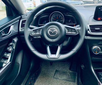 Mazda 3 2019 - Màu đỏ giá ưu đãi