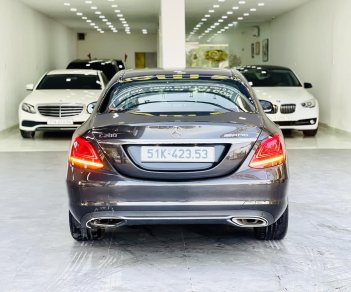 Mercedes-Benz C200 2021 - Màu xám siêu hiếm trên thị trường