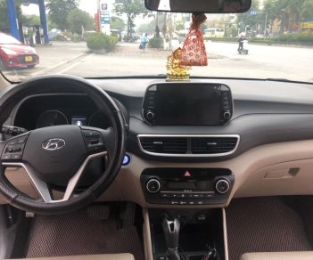 Hyundai Tucson 2020 - Màu đen giá cạnh tranh