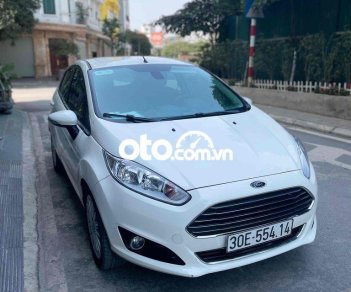 Ford Fiesta   đời cao Hatback màu trắng 2016 - Ford Fiesta đời cao Hatback màu trắng