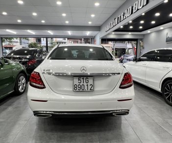 Mercedes-Benz E200 2019 - Đăng ký lần đầu 2020, siêu đẹp