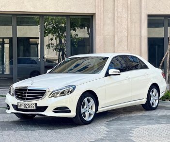 Mercedes-Benz E200 2014 - Xe đẹp, chạy 50000km đúng bao check hãng