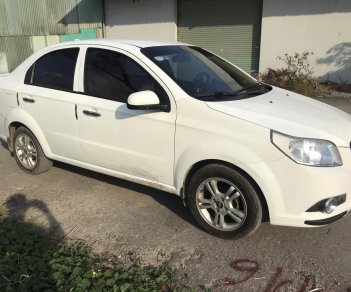 Chevrolet Aveo 2017 - Màu trắng xe gia đình