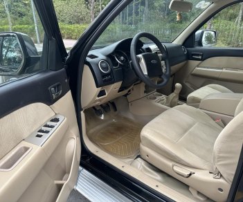 Ford Everest 2010 - Màu đen, xe nhập số sàn