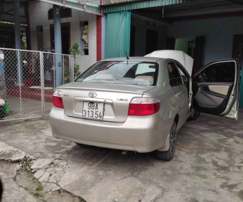 Toyota Vios 2005 - Màu bạc, giá 135tr