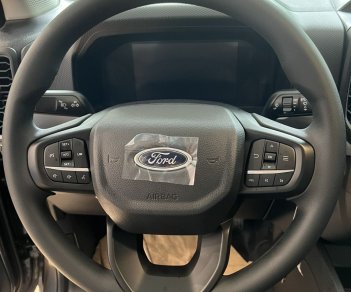 Ford Ranger 2023 - Giá cạnh tranh