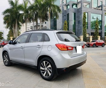 Mitsubishi Outlander Sport 2014 - Xe màu bạc, nhập khẩu