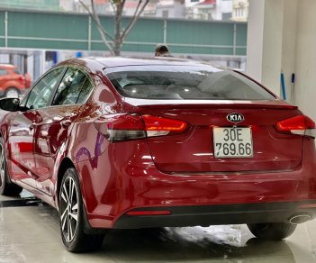 Kia Cerato 2017 - Màu đỏ, giá 490tr