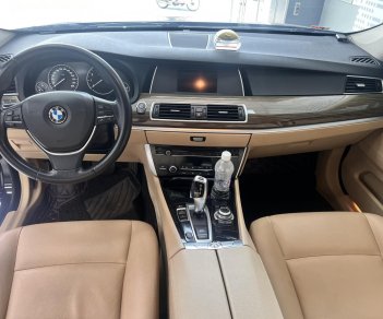 BMW 2015 - Hà Nội Car chi nhánh Sài Gòn - Ngoại thất đen, nội thất kem
