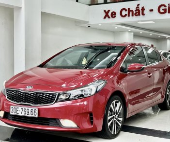 Kia Cerato 2017 - Màu đỏ, giá 490tr