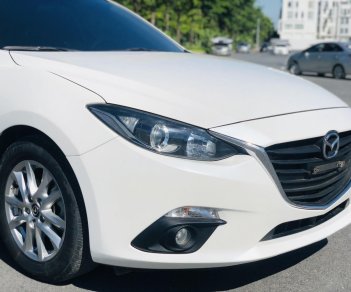 Mazda 3 2015 - Biển Sài Gòn siêu đẹp