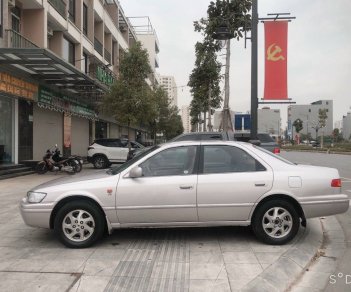 Toyota Camry 2002 - Cần bán xe chính chủ giá 188tr