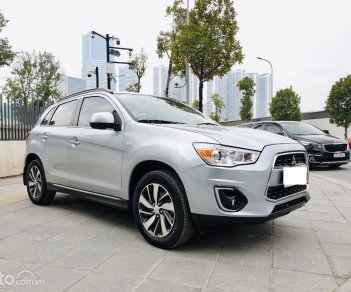 Mitsubishi Outlander Sport 2014 - Xe màu bạc, nhập khẩu