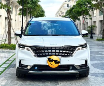 Kia Carnival 2022 - Xe còn rất mới