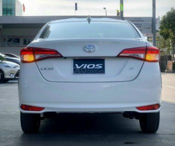 Toyota Vios 2023 - Chào xuân 2023 cực đã với ưu đãi 50% lệ phí trước bạ và vô vàn quà tặng từ đại lý
