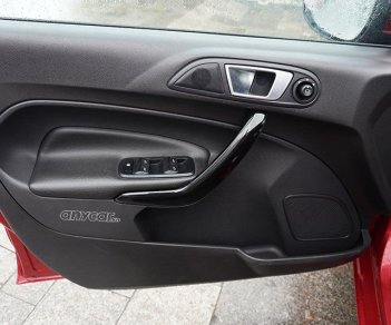 Ford Fiesta 2016 - Giá chỉ 379 triệu