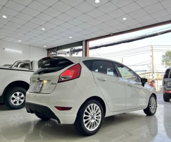 Ford Fiesta 2014 - Giá chỉ 330 triệu