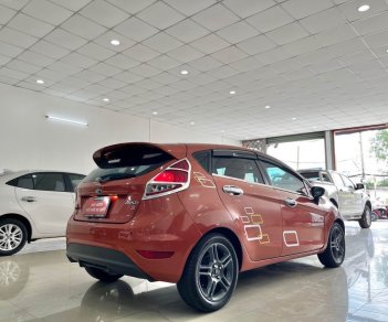 Ford Fiesta 2012 - Xe nhập, giá 265tr