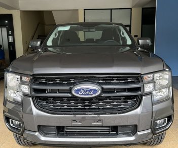 Ford Ranger 2023 - Giá cạnh tranh