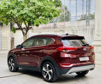 Hyundai Tucson 2018 - Xe màu đỏ giá ưu đãi