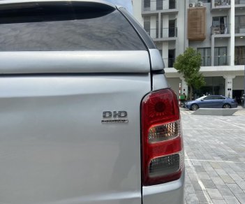 Mitsubishi Triton 2016 - Xe màu bạc, nhập khẩu