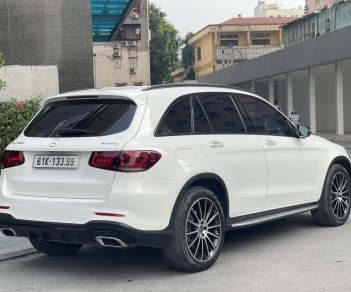 Mercedes-Benz GLC 300 2019 - Màu trắng, nhập khẩu nguyên chiếc