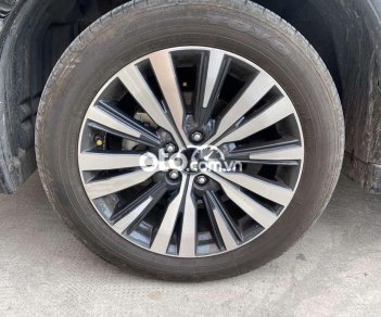 Mitsubishi Outlander   2022 cvt - Đen, ĐK 4/2022 r 2022 - Mitsubishi Outlander 2022 cvt - Đen, ĐK 4/2022 r