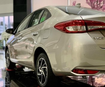 Toyota Vios 2023 - Mừng đại lễ giảm ngay 50% LPTB trừ vào giá xe - Tặng thêm gói phụ kiện Gold Toyota - Sẵn giao ngay