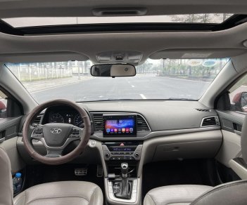 Hyundai Elantra 2016 - Xe tư nhân đẹp xuất sắc, zin tuyệt đối